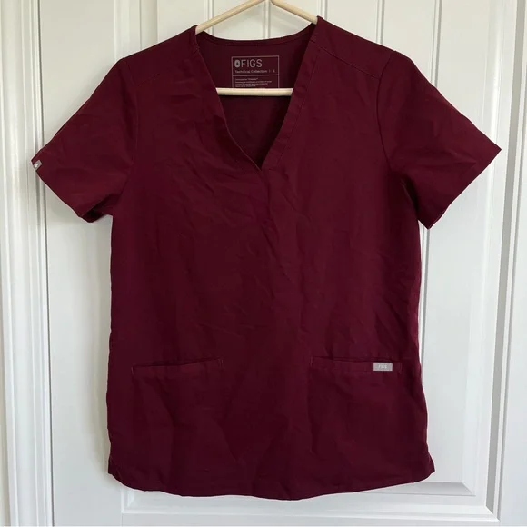 Figs Women’s Casma‎ 3 Pocket Scrub Top Burgundy Small Nursing healthcare - Picture 2 of 5